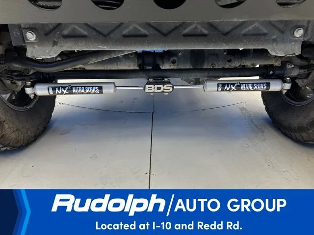 Used 2019 Red Jeep Unlimited Sahara image 9