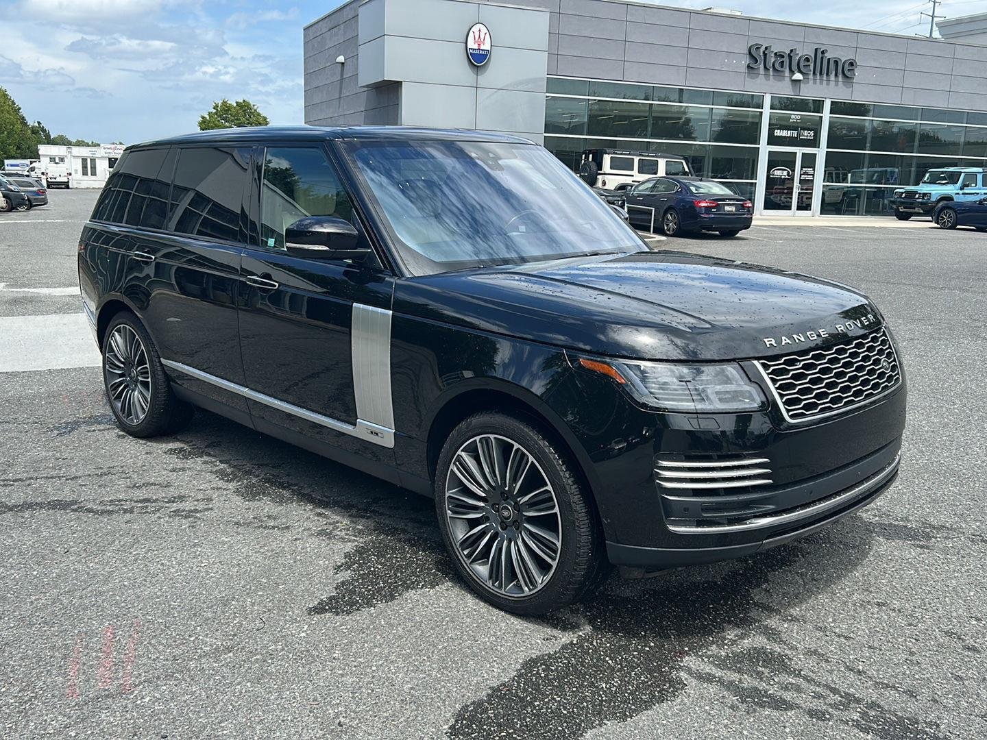 Used 2020 Santorini Black Metallic Land Rover Autobiography image 7