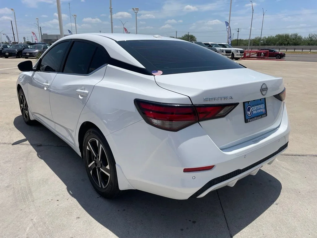 Used 2025 White Nissan SV image 5