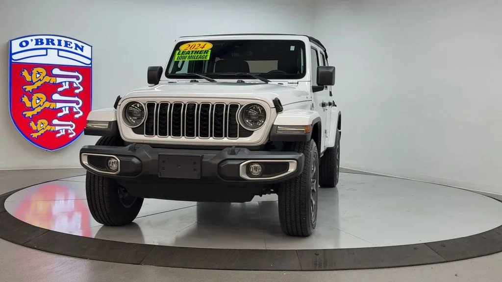 Used 2024 Bright White Clearcoat Jeep Sahara image 9