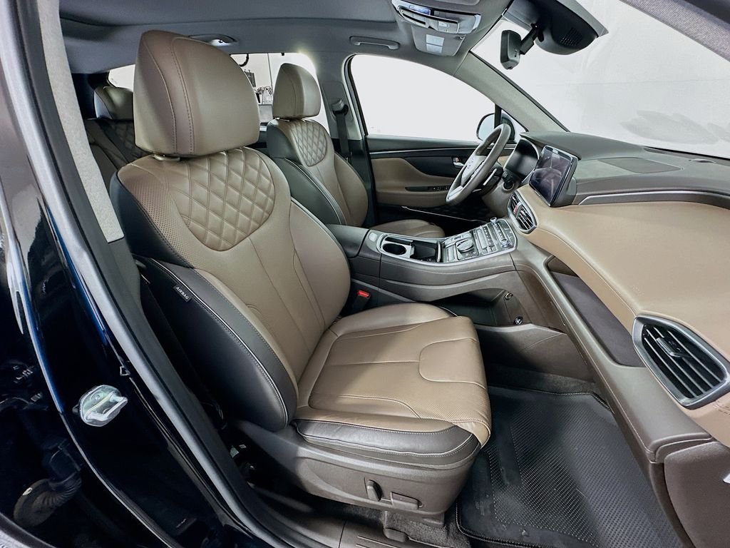 Used 2023 Black Hyundai Limited image 29