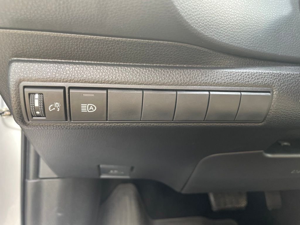 Used 2023 Classic Silver Metallic Toyota XSE image 15