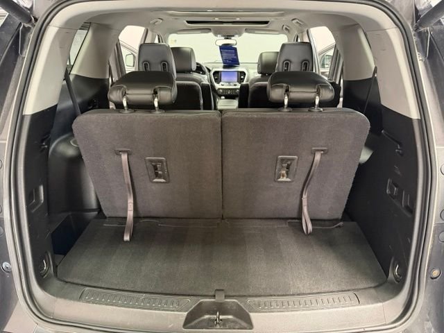 Certified Used 2017 Iridium Metallic GMC SLT-1 image 29