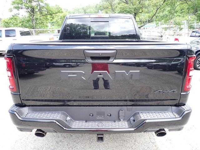 New 2026 Diamond Black Crystal Pearl-Coat Exterior Paint RAM Express image 4