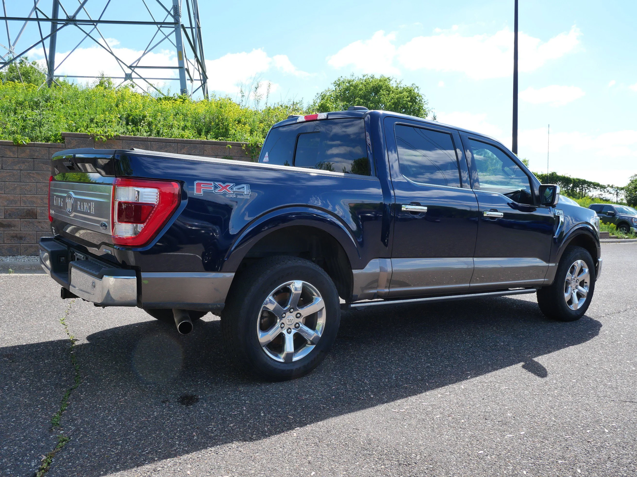 Certified Used 2023 Bluestone Ford King Ranch image 6