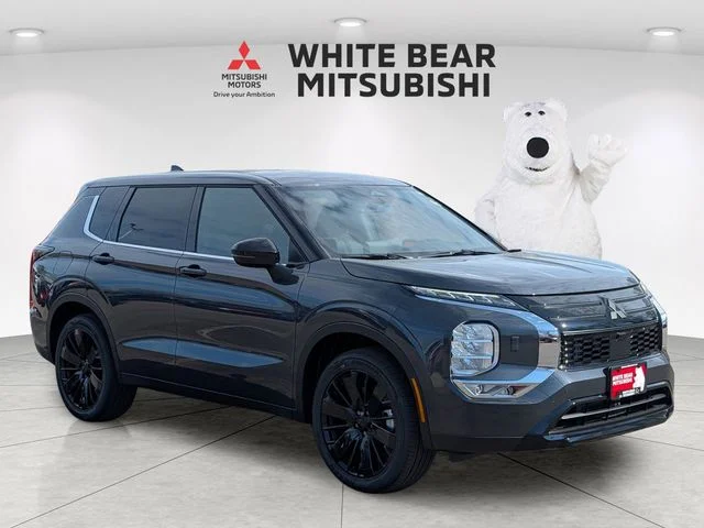 2026 Mitsubishi Outlander LE S-AWC's photo