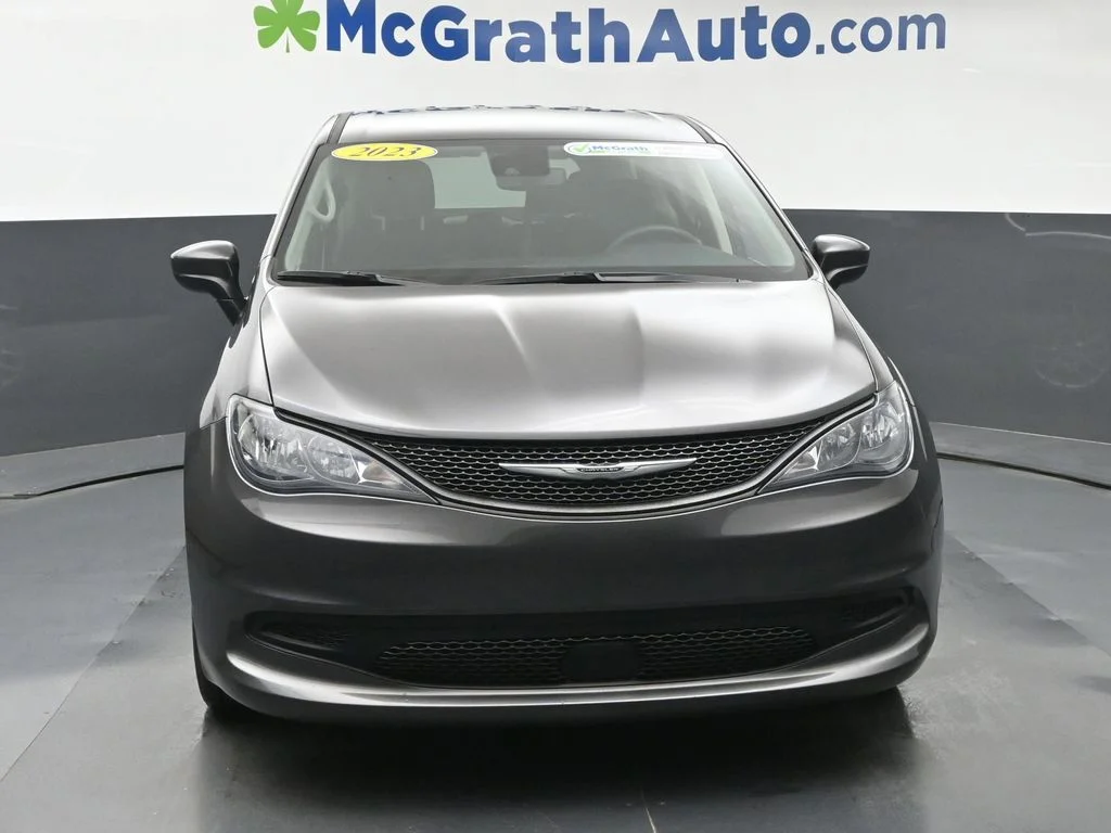 Used 2023 Gray Chrysler LX image 5