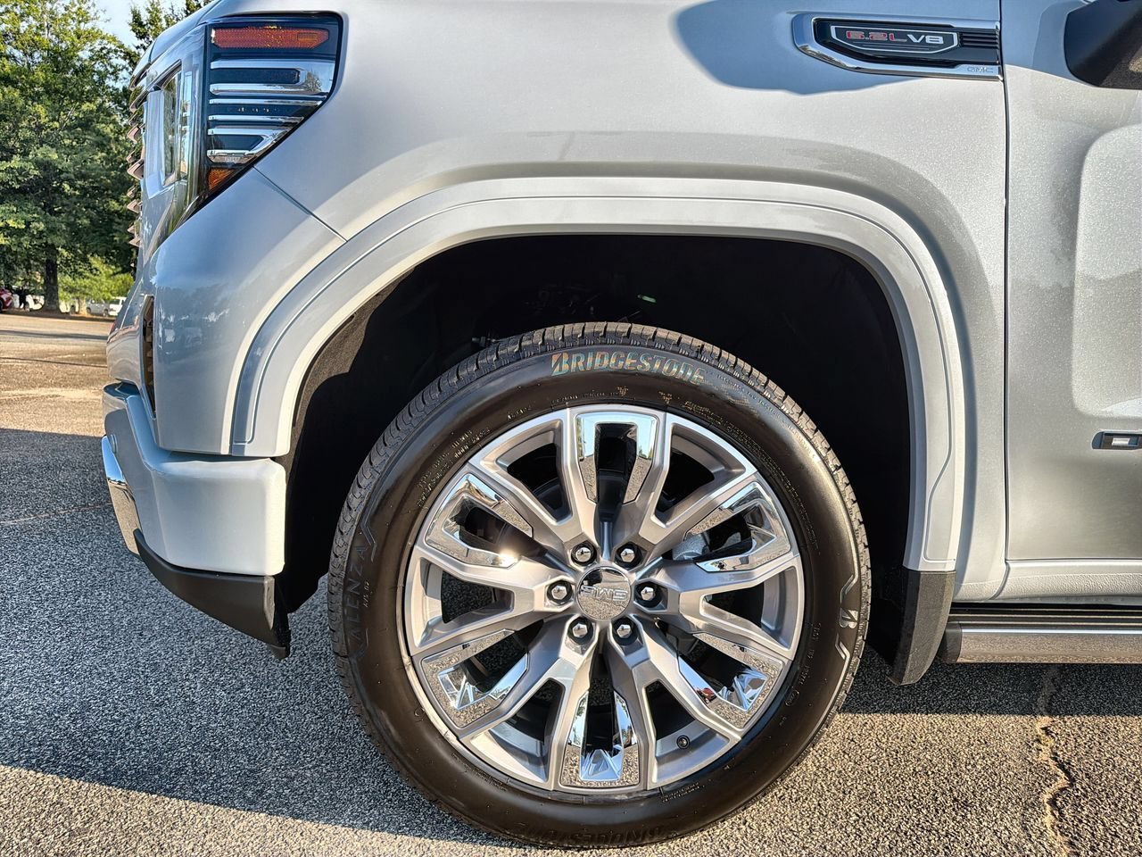 New 2026 Glacier White Tricoat GMC Denali image 28