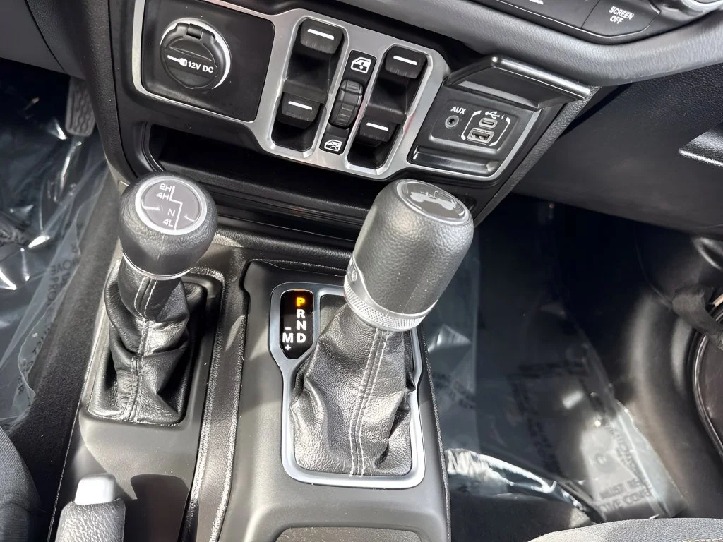 Used 2026 Gray Jeep Sahara image 13