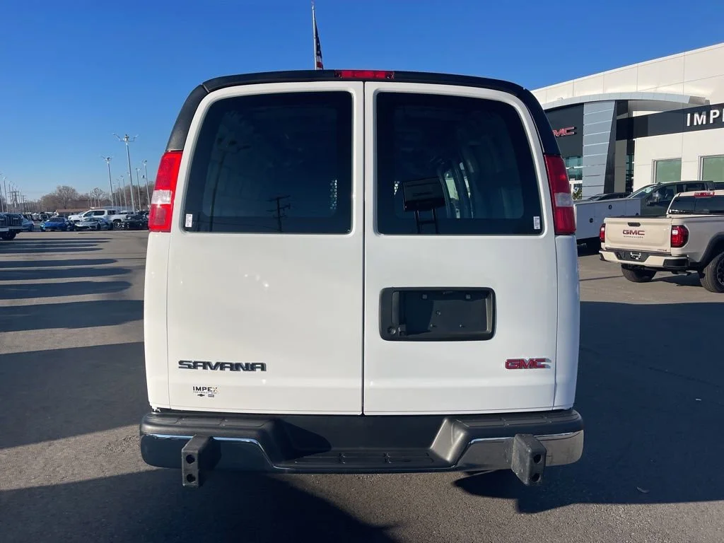Used 2023 Summit White GMC Work Van image 4