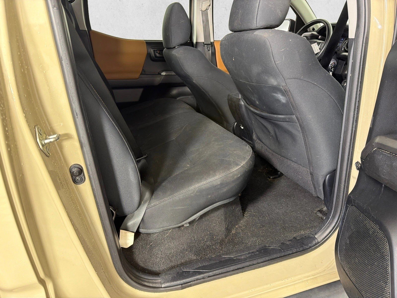 Used 2019 Quicksand Toyota SR5 image 15