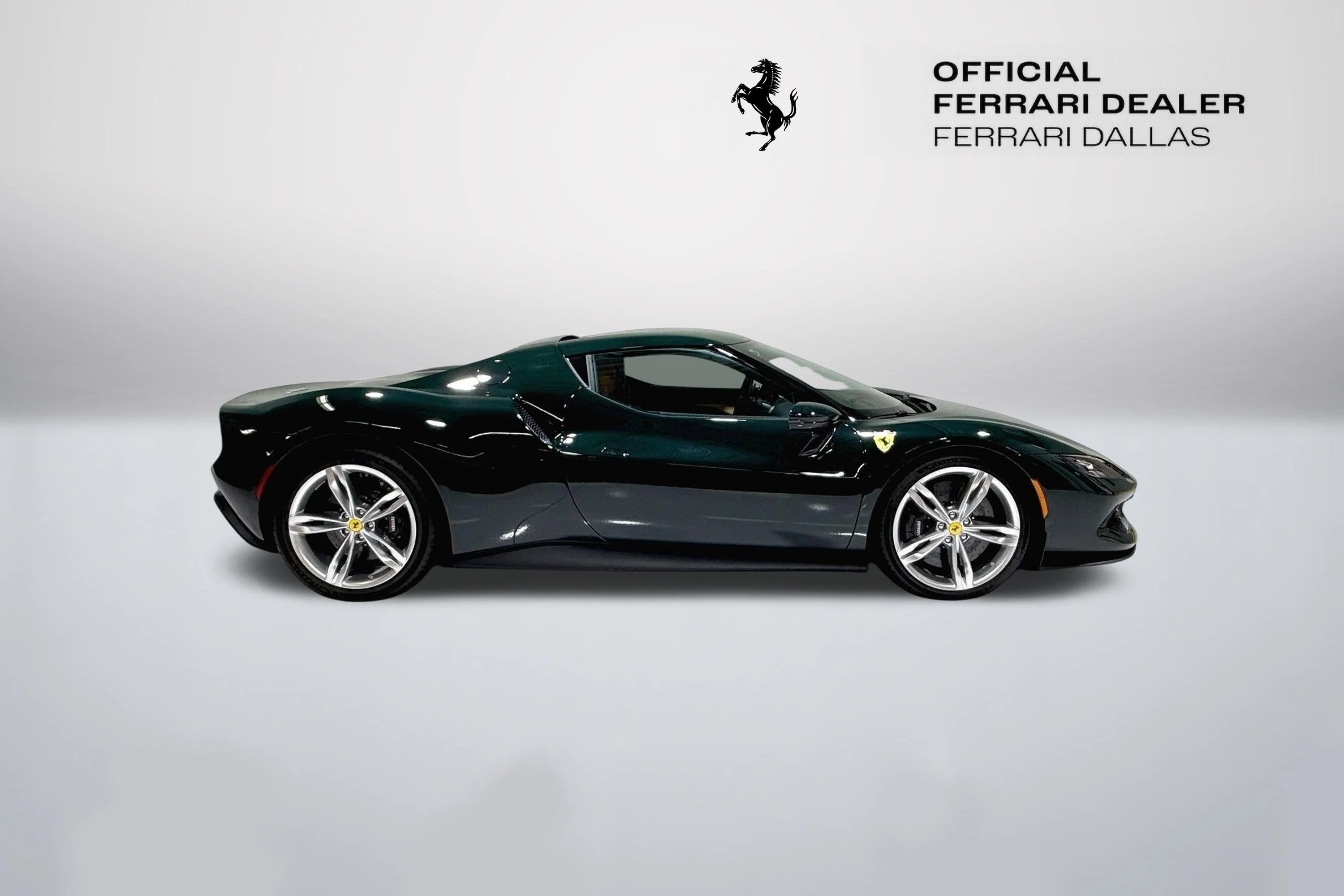 Used 2024 Verde British Ferrari Base image 4