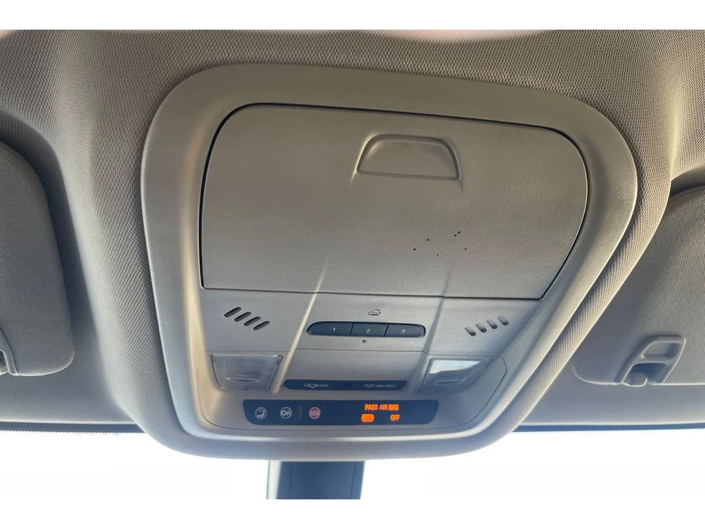 Used 2017 Iridium Metallic GMC SLE image 24