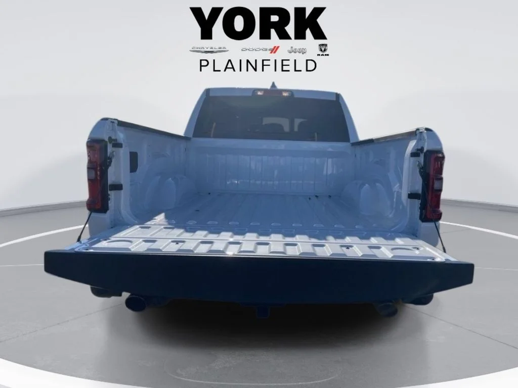 New 2026 Ivory White Tri-Coat Pearl-Coat Exterior Paint RAM Laramie image 15