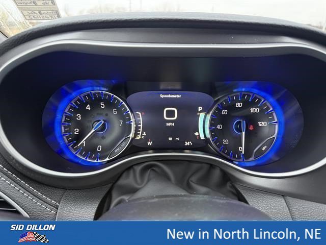 New 2026 Red Hot Pearl-Coat Exterior Paint Chrysler Select image 9