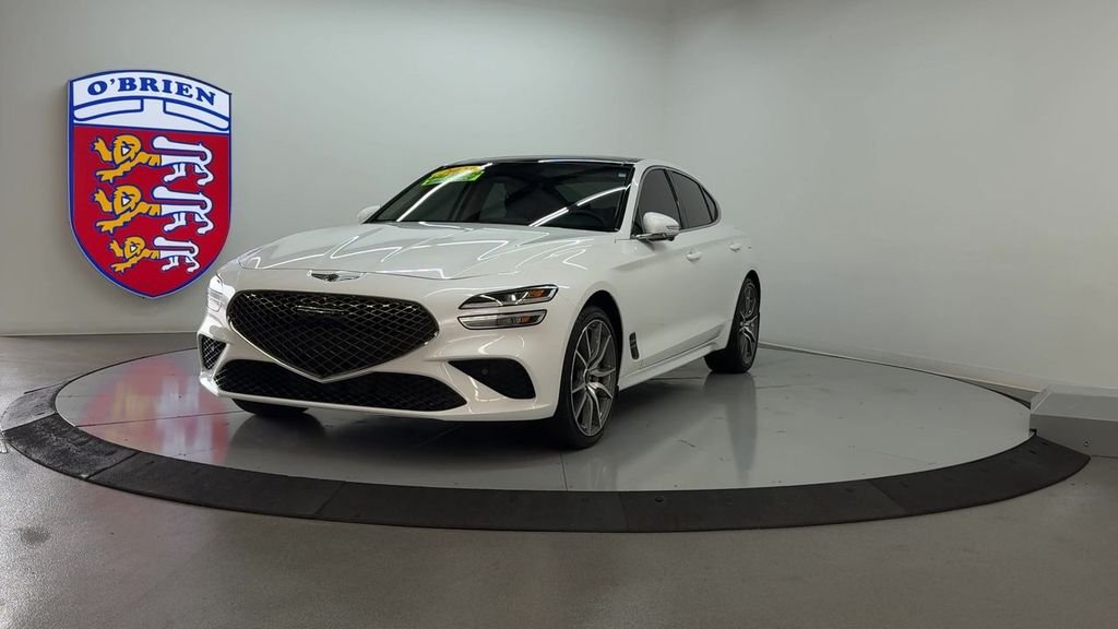 Used 2026 White Genesis 2.5T Prestige image 9