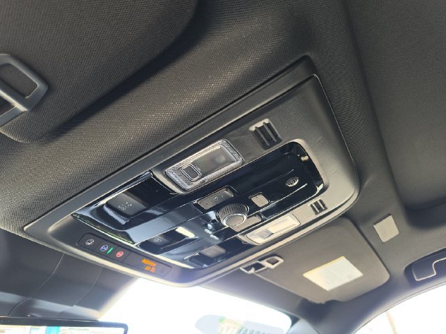 2027 Chevrolet Tahoe RST - Photo 33