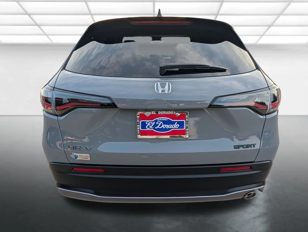 Used 2025  Honda Sport image 27
