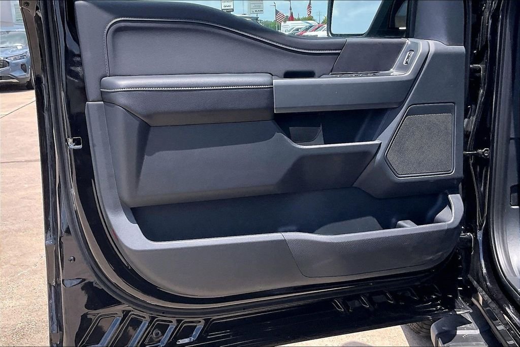 New 2026 Agate Black Metallic Ford XLT image 13