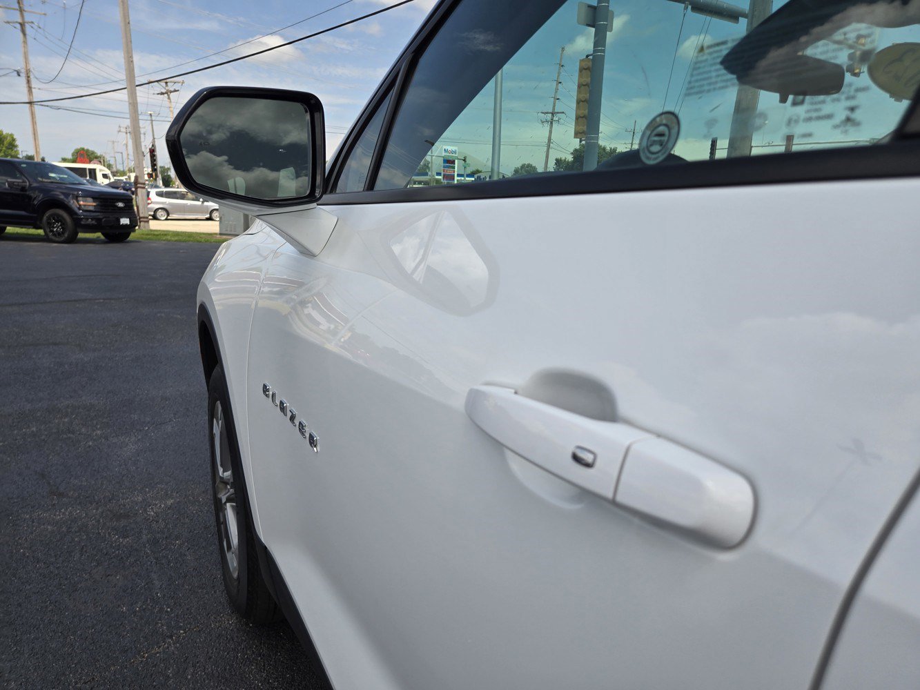 Used 2023 Summit White Chevrolet LT image 36