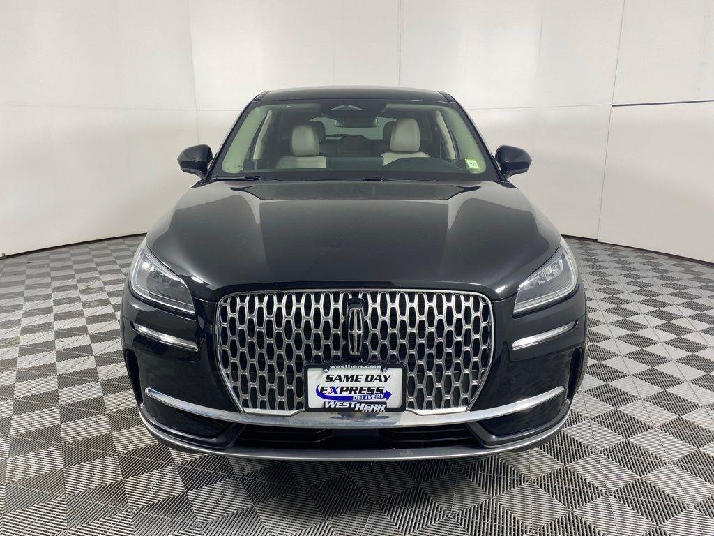 Used 2025 Infinite Black Metallic Clearcoat Lincoln Premiere image 5