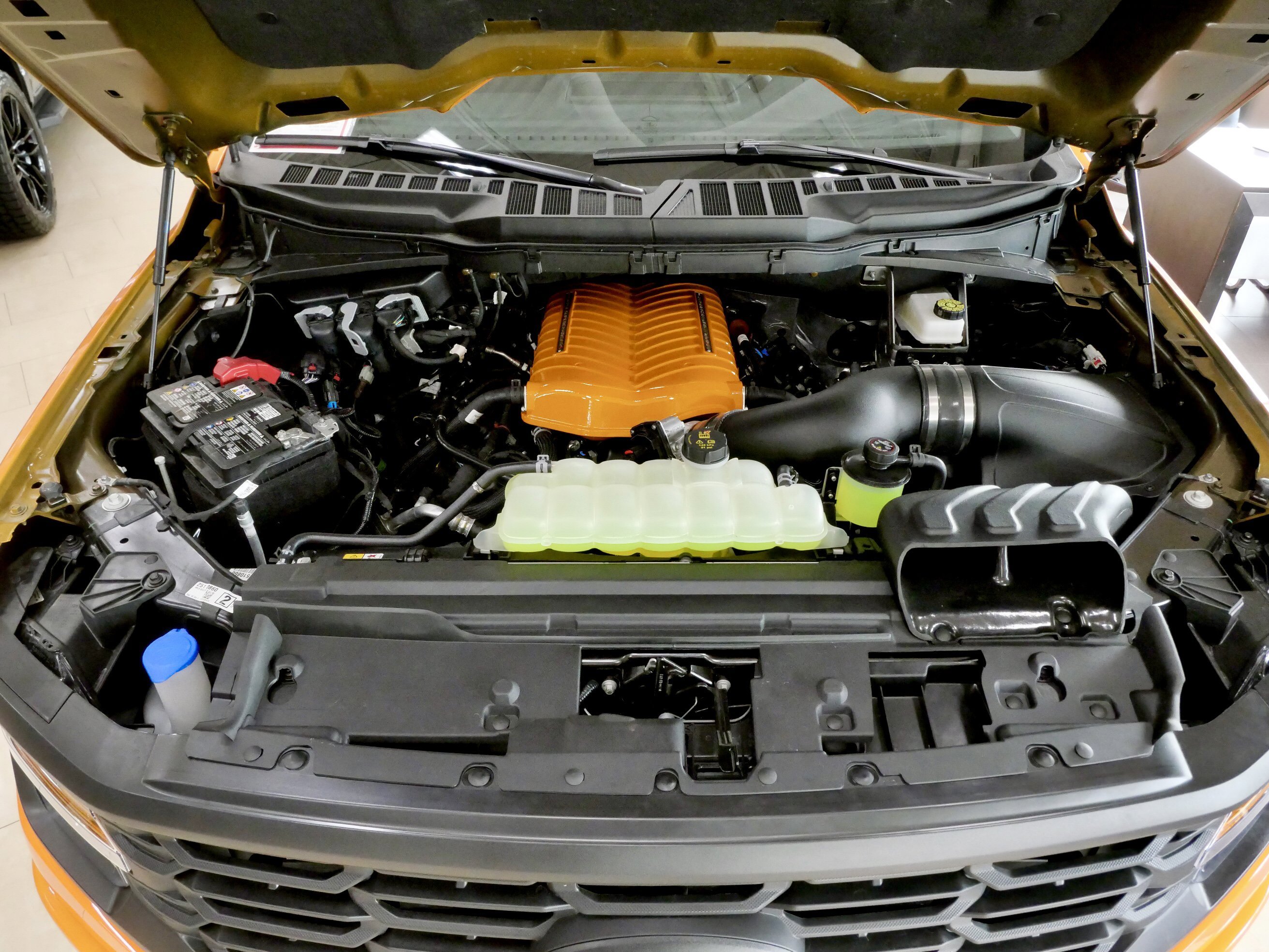 Used 2025 Orange Ford XL Sleeper image 22