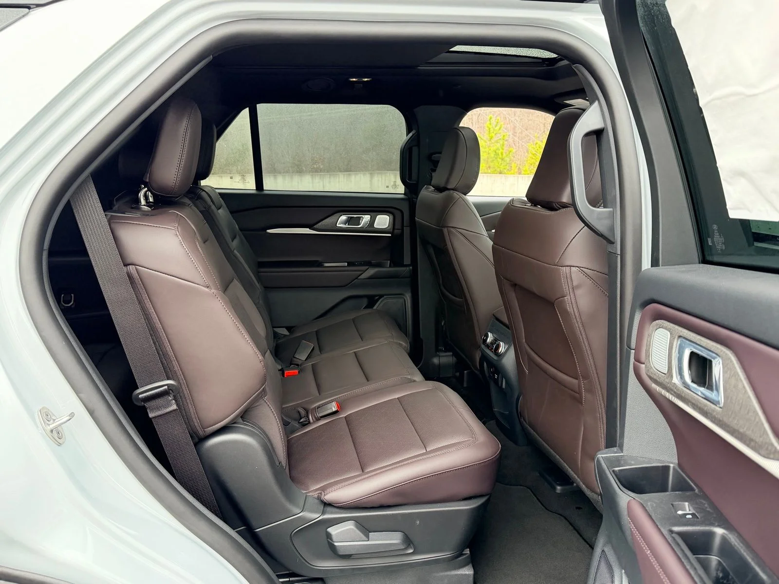 New 2026 White Ford Platinum image 37