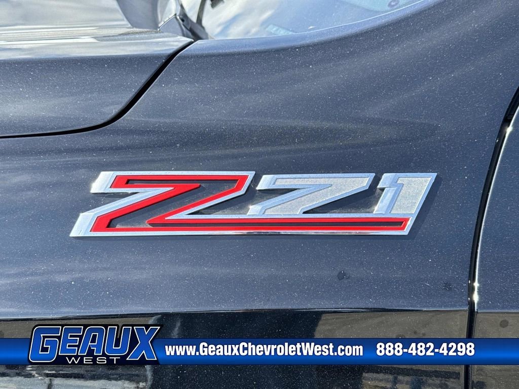 Used 2025 Black Chevrolet Z71 image 20