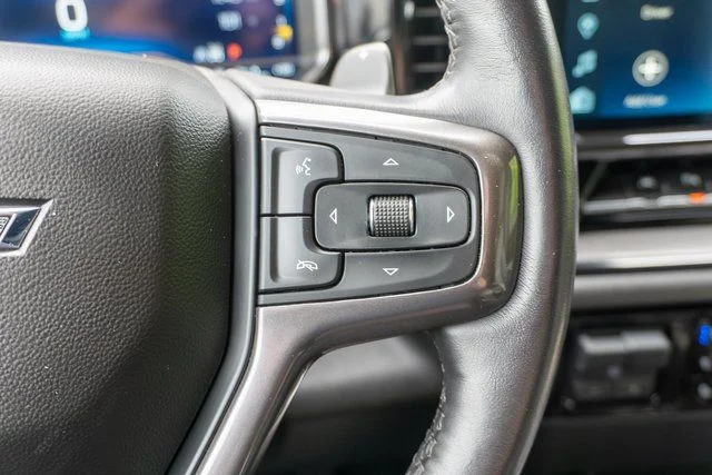 Used 2023 Blue Chevrolet ZR2 image 30