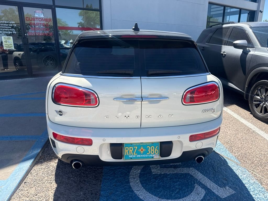 Used 2019 White MINI Classic image 4