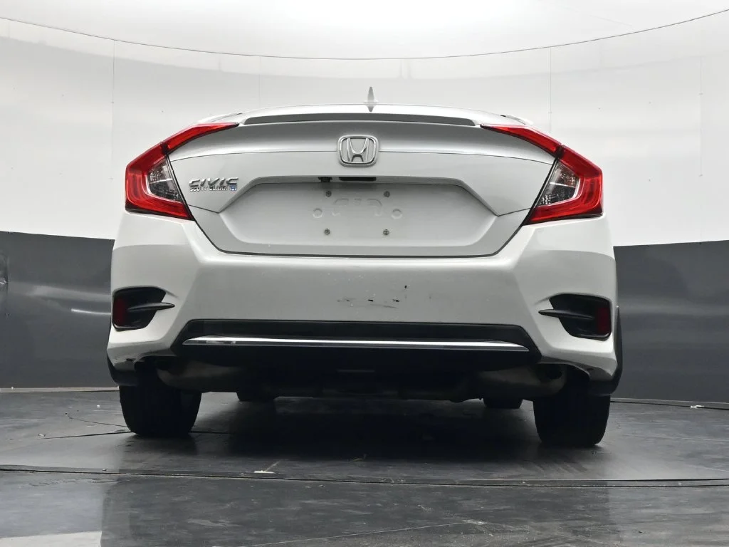 Used 2019  Honda EX image 32