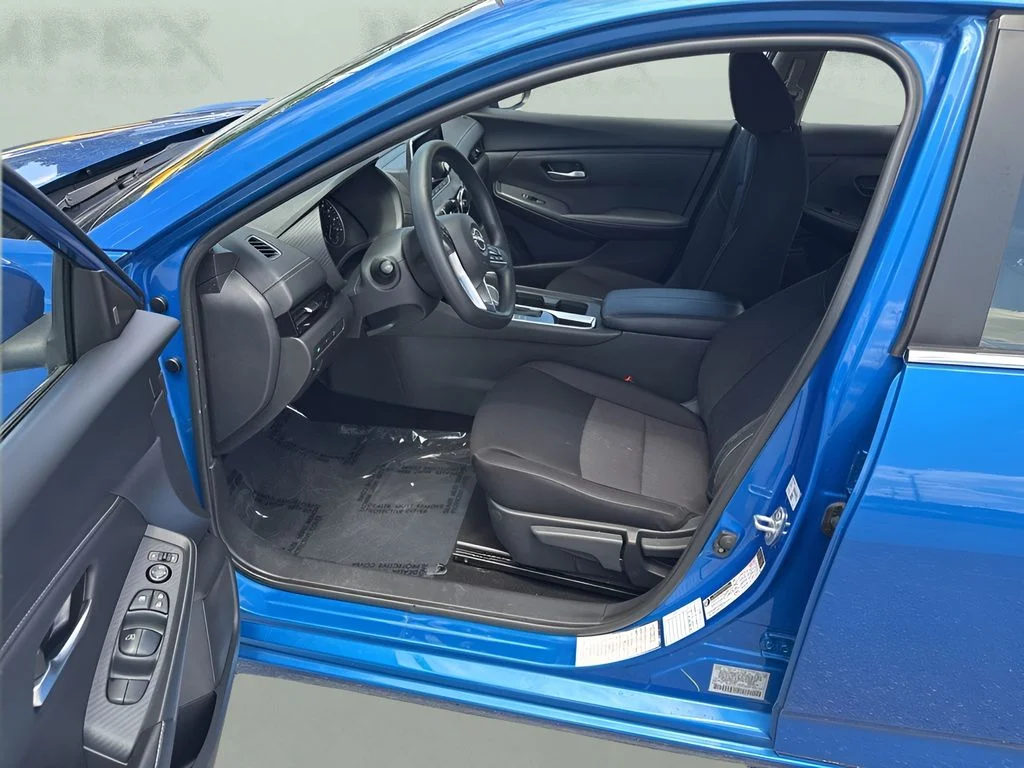 Used 2025 Blue Nissan SV image 9