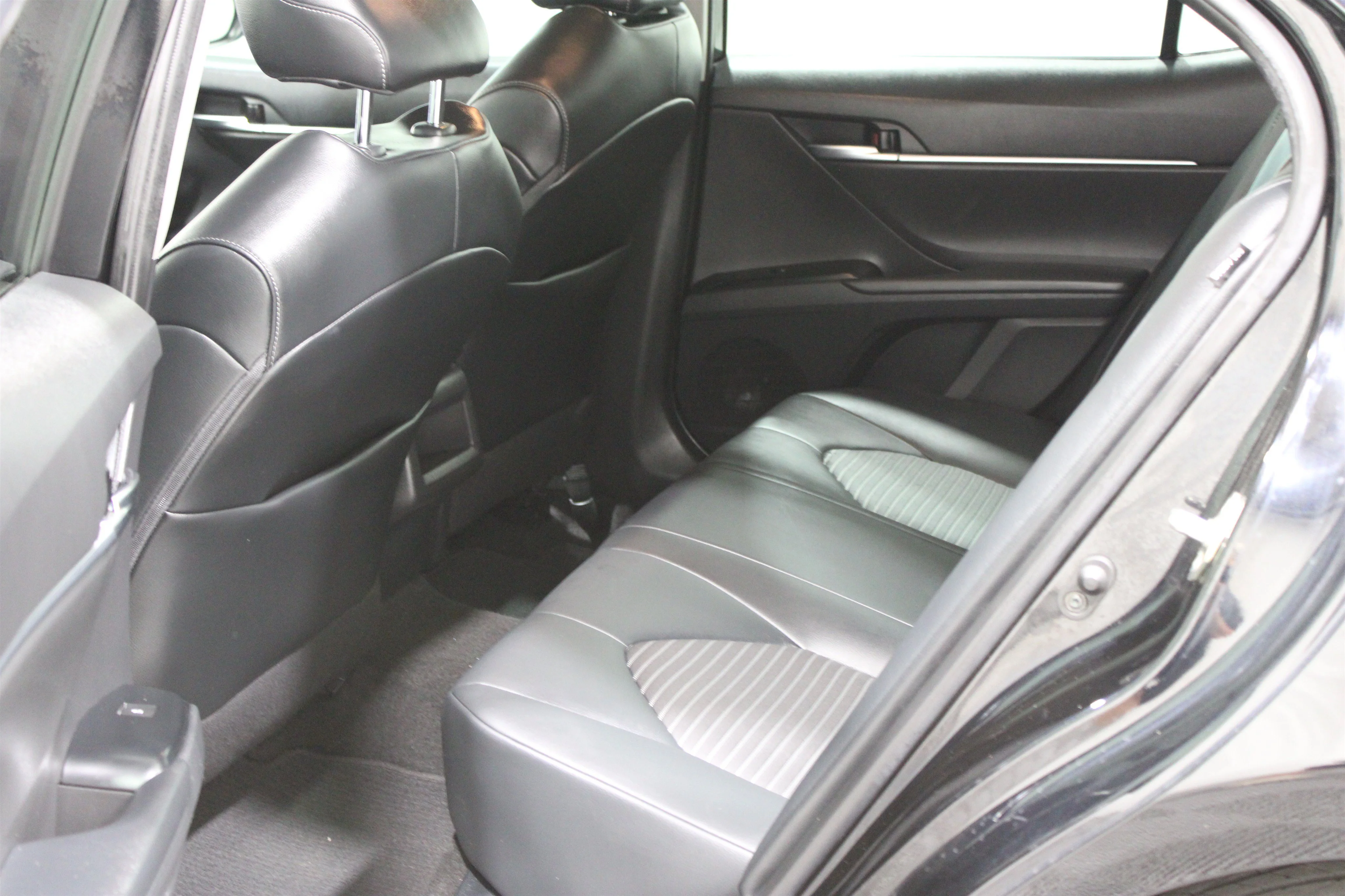Used 2020 Midnight Black Metallic Toyota SE Nightshade image 21