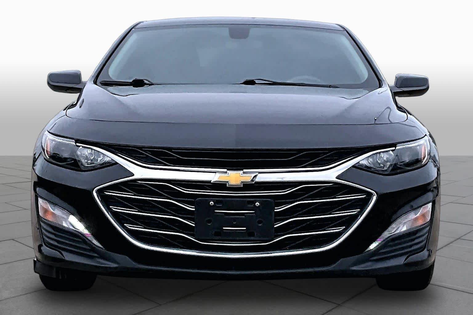 Used 2020 Mosaic Black Metallic Chevrolet LT image 4