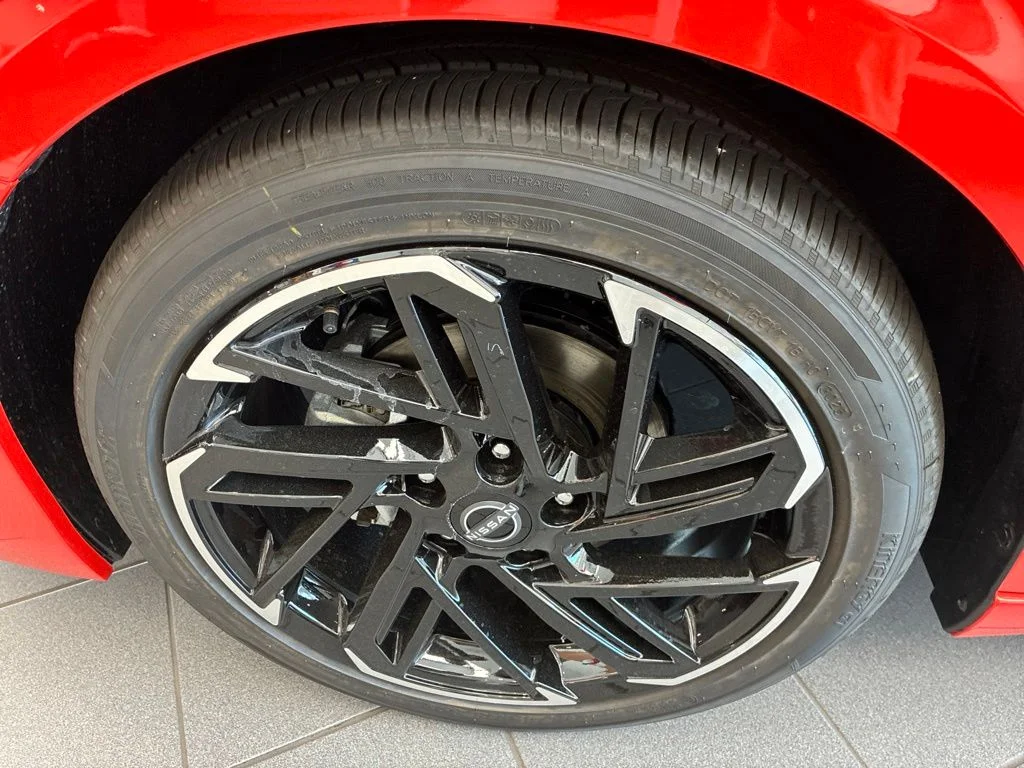 2026 Nissan Sentra SR - Photo 10