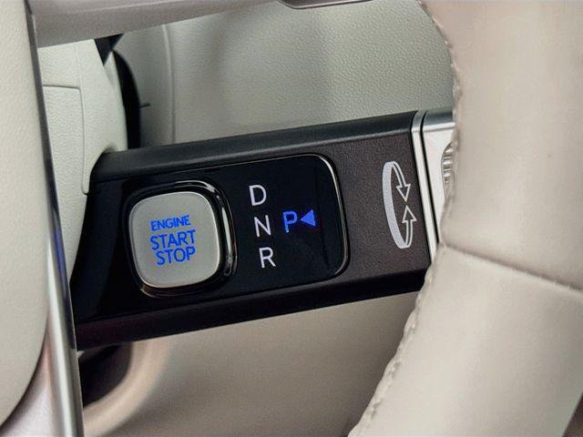 New 2026 White Hyundai Blue SEL 7P image 27