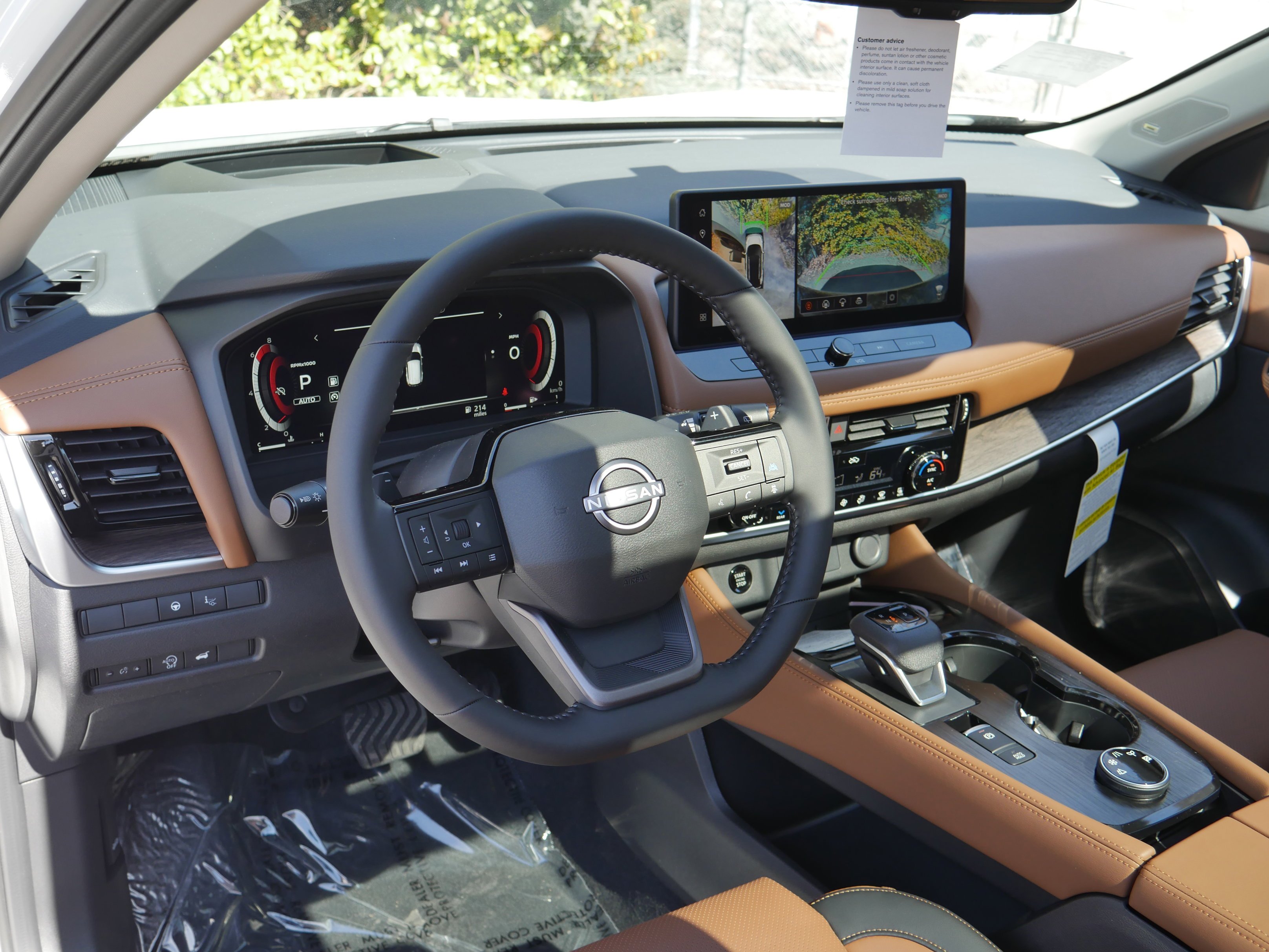 New 2026 Everest White Pearl TriCoat Nissan Platinum image 4