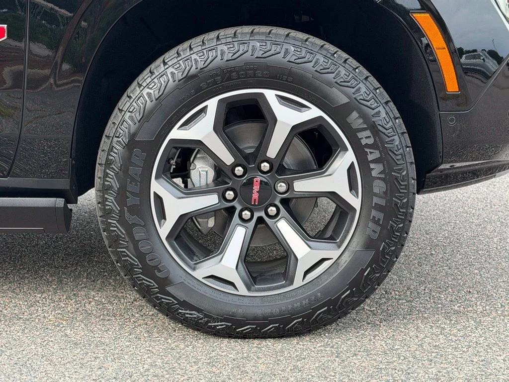 New 2027 Onyx Black GMC AT4 Ultimate image 10