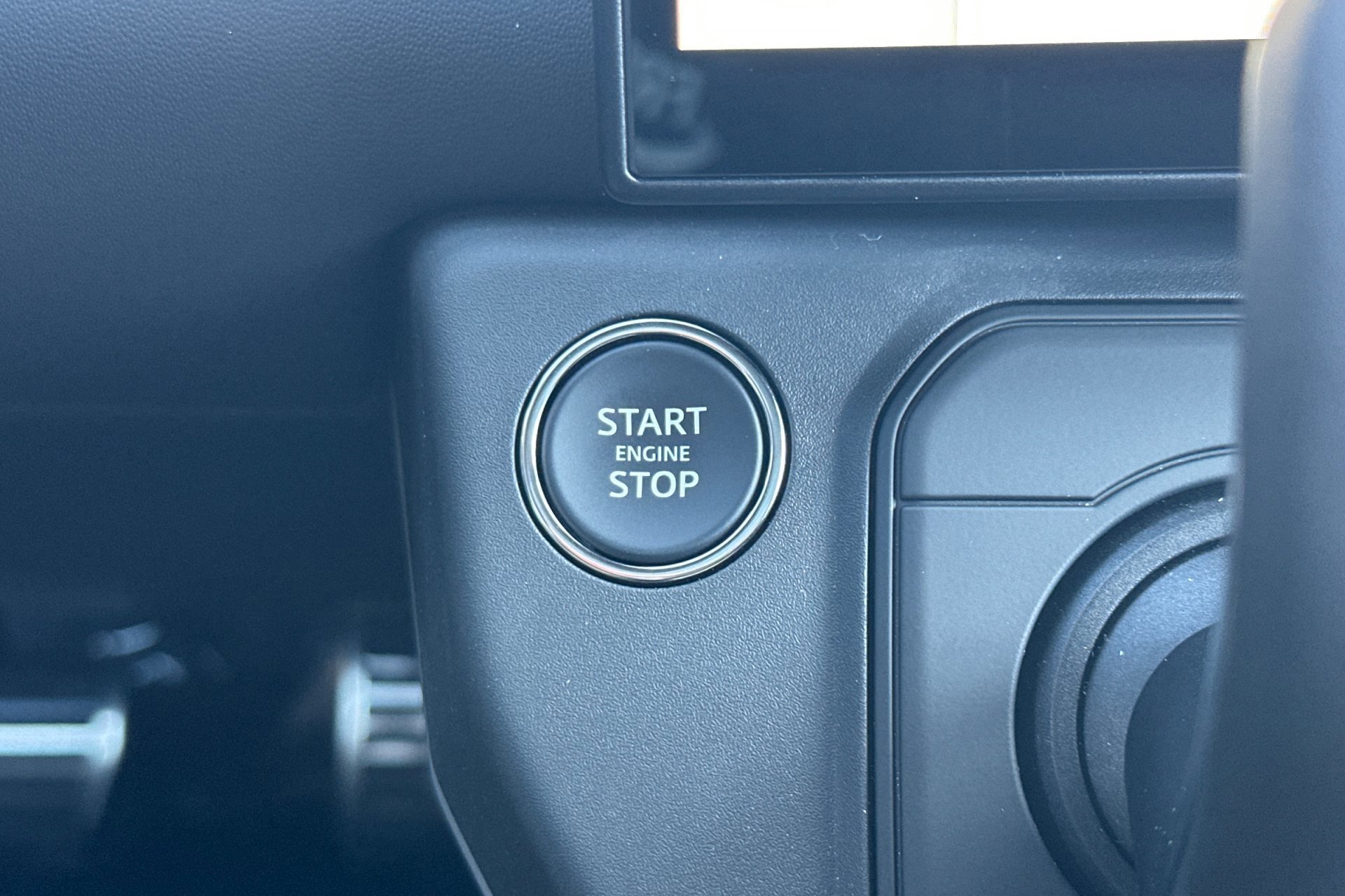 2026 Land Rover Defender V8 - Photo 25