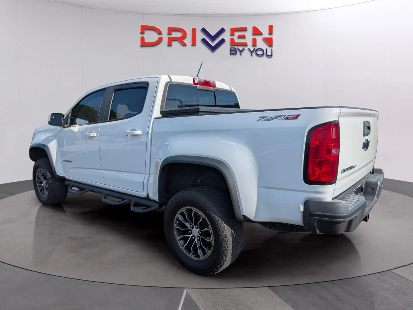 Used 2018 SUMMIT WHITE Chevrolet 4WD ZR2 image 3
