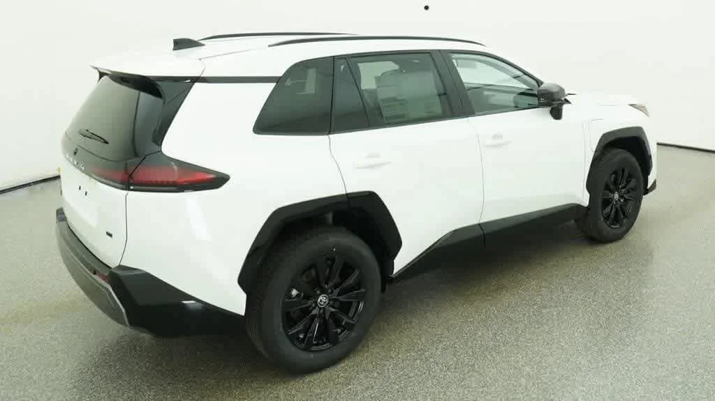 New 2026 Ice Cap Toyota SE image 9