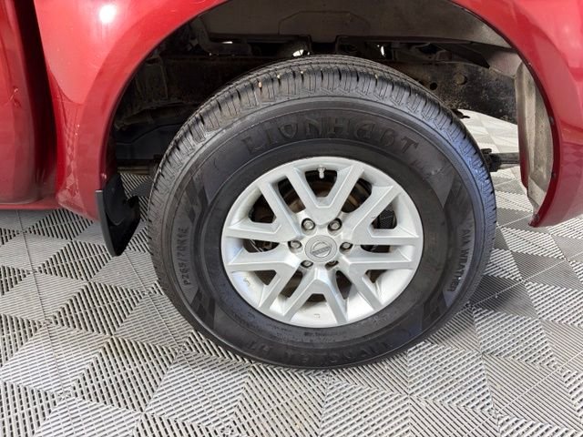 Used 2018 Red Nissan SV image 37