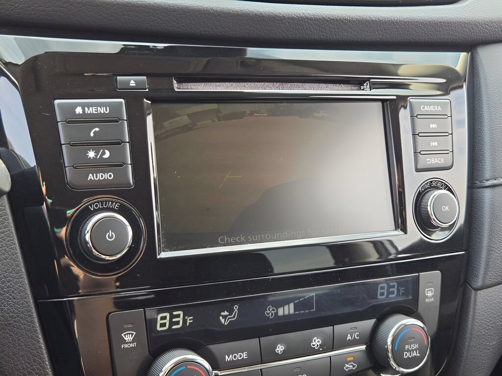 Used 2019 Gray Nissan SV image 26