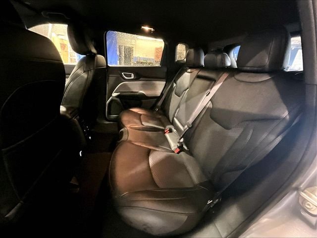 Used 2024 Silver Jeep Latitude image 21