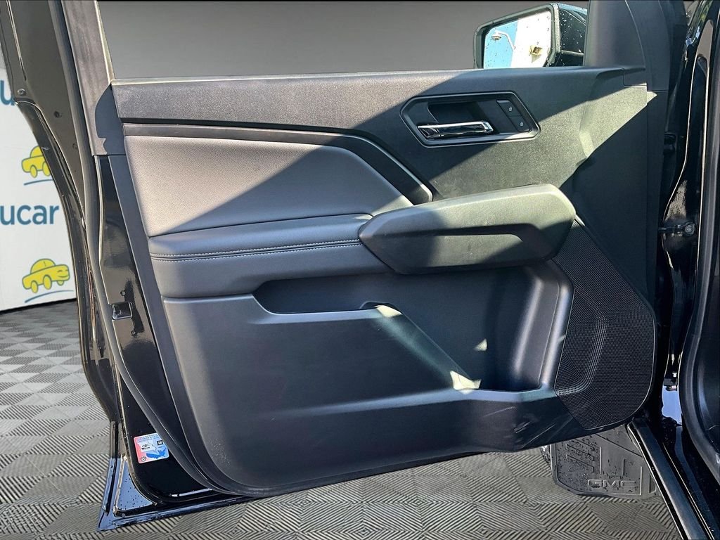 Used 2024 Black GMC Elevation image 19