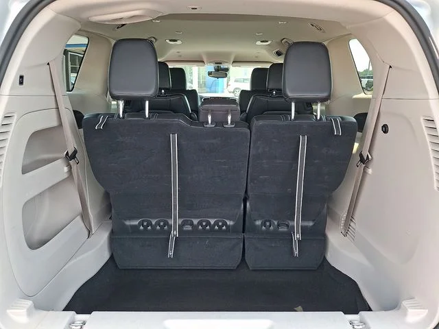 Used 2024 Silver Chrysler Touring L image 28