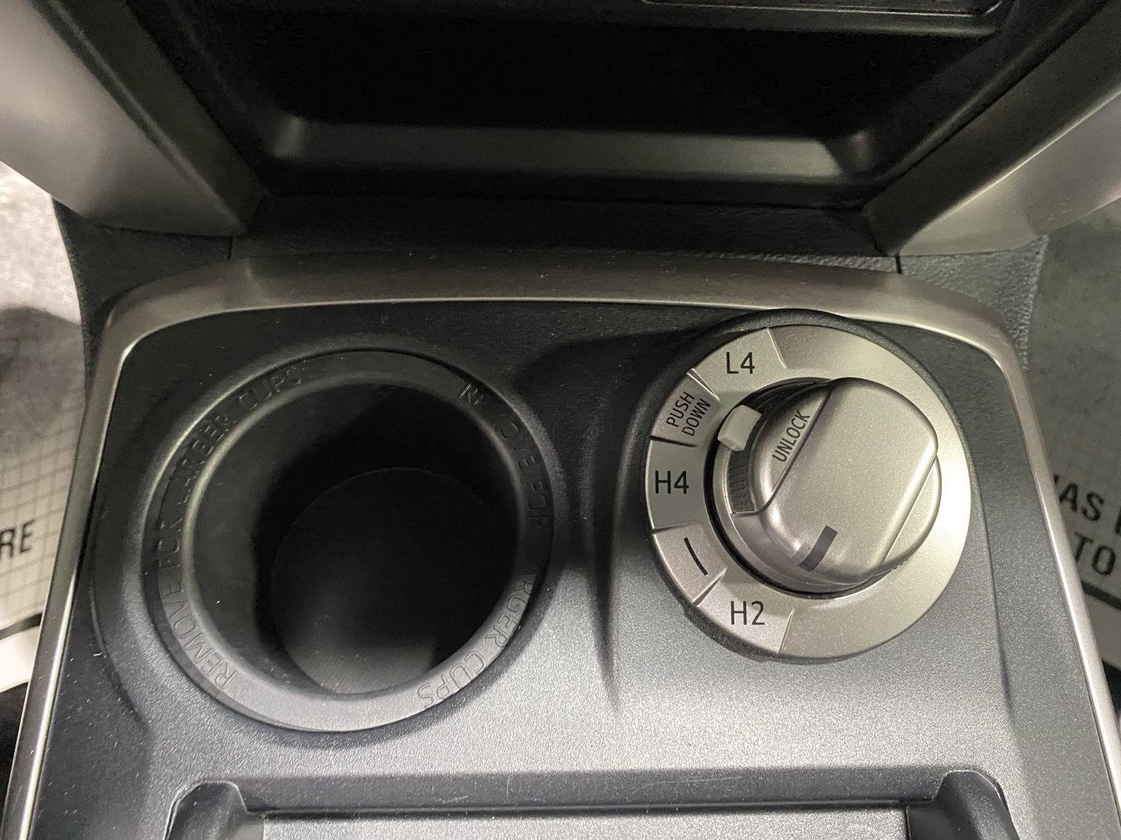 Used 2024 Ice Cap Toyota SR5 image 26