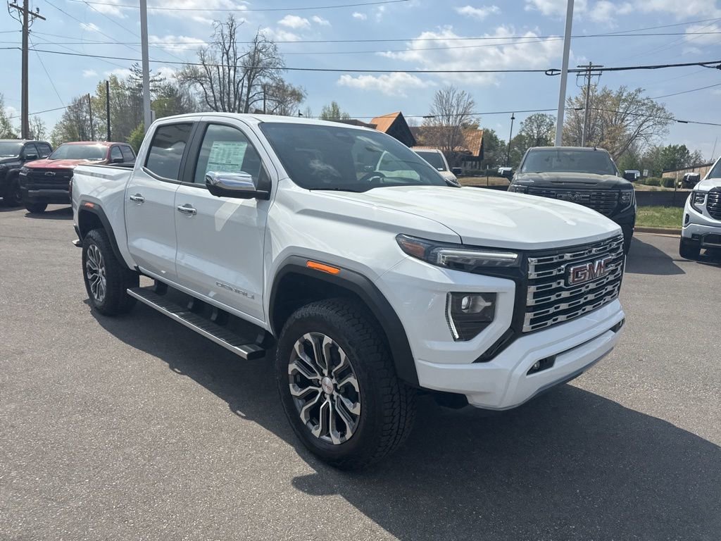 View vehicle photo 7