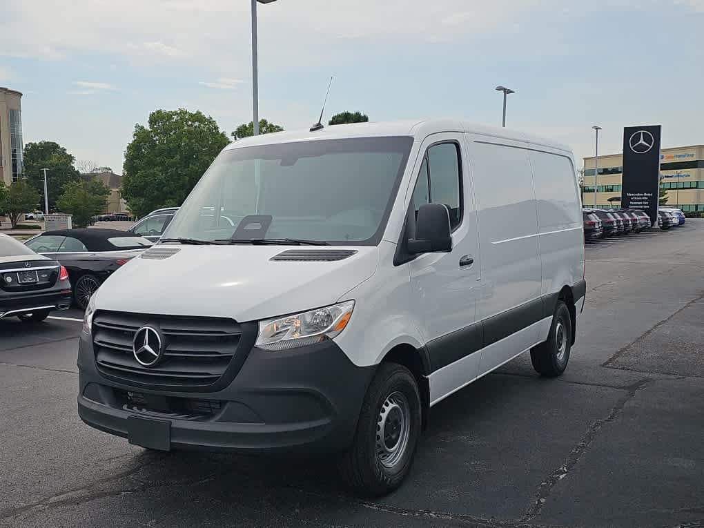 New 2026 Arctic White Mercedes-Benz  image 4