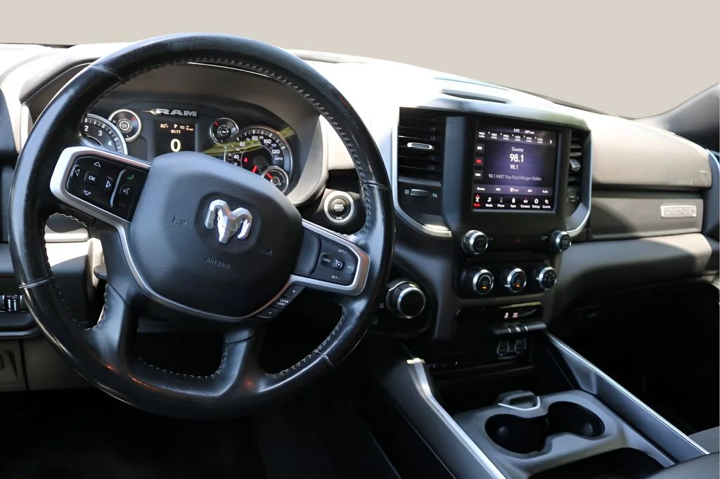 Used 2019 White Ram Big Horn/Lone Star image 16